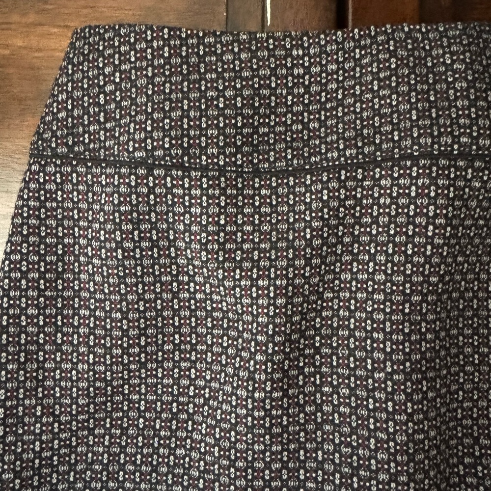 Rare Loft SZ 0 Women’s Tweed Mini Skirt Black White Pattern NWOT